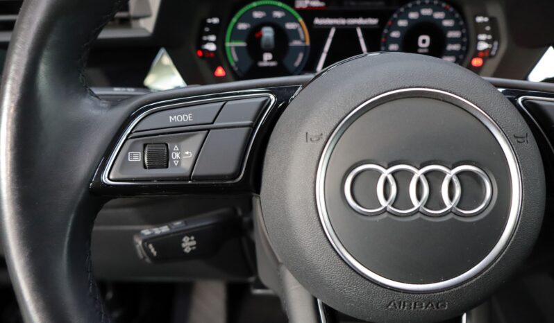 AUDI A3 Sportback 40TFSIe lleno