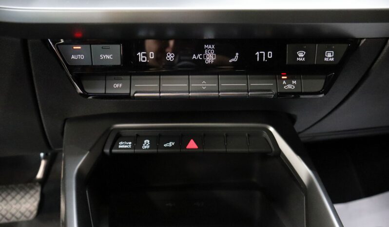 AUDI A3 Sportback 40TFSIe lleno