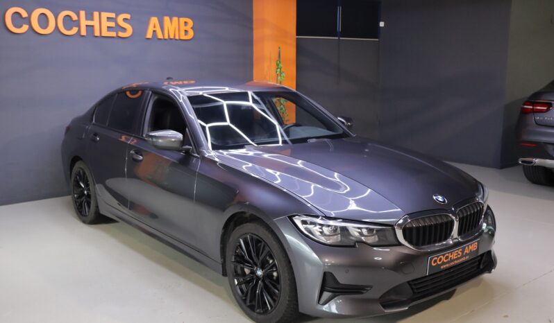 BMW 330e lleno