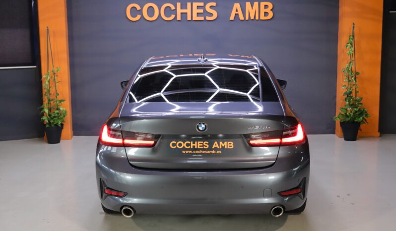 BMW 330e lleno