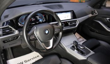 BMW 330e lleno