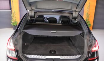 BMW 330e xDrive Touring M lleno