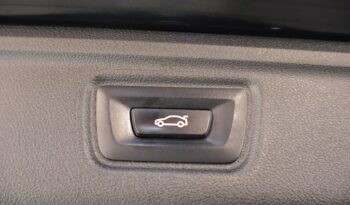 BMW 330e xDrive Touring M lleno