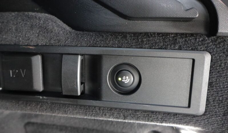 BMW 330e xDrive Touring M lleno