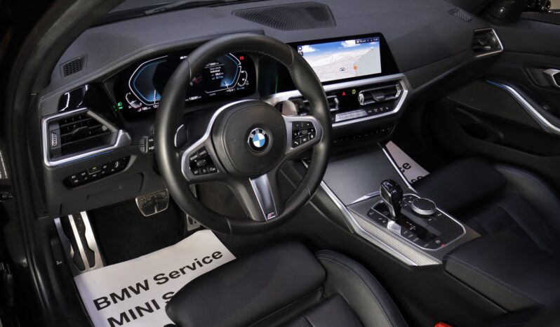 BMW 330e xDrive Touring M lleno