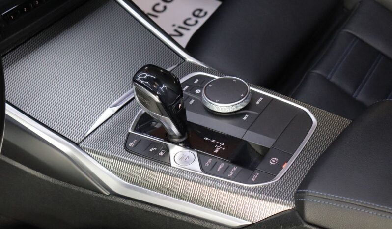 BMW 330e xDrive Touring M lleno