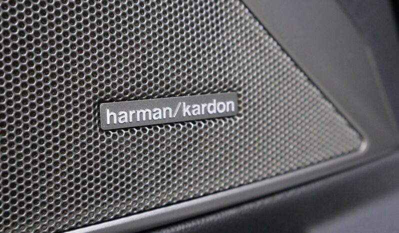 BMW 330e xDrive Touring M lleno