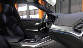 BMW 330e xDrive Touring M lleno