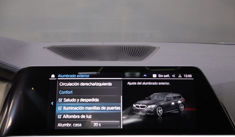 BMW 330e xDrive Touring M lleno