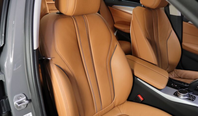 BMW 530e xDrive lleno