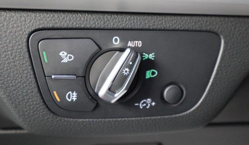 AUDI Q5 50 TFSIe S Line lleno