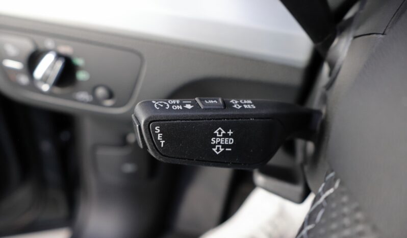 AUDI Q5 50 TFSIe S Line lleno