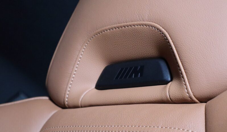 BMW 320e M Touring lleno