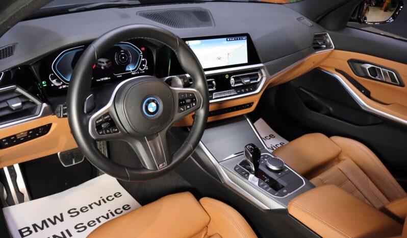 BMW 320e M Touring lleno
