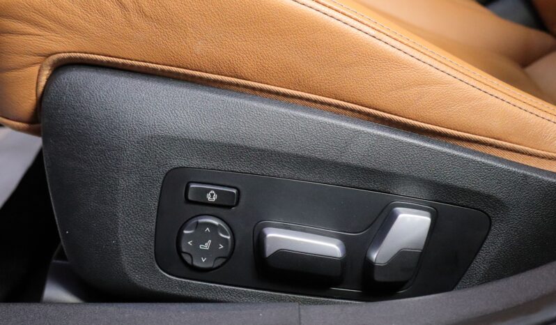 BMW 320e M Touring lleno