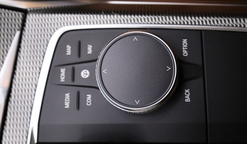 BMW 320e M Touring lleno