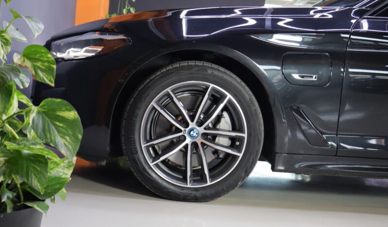 BMW Serie 5 530e xDrive Touring M lleno
