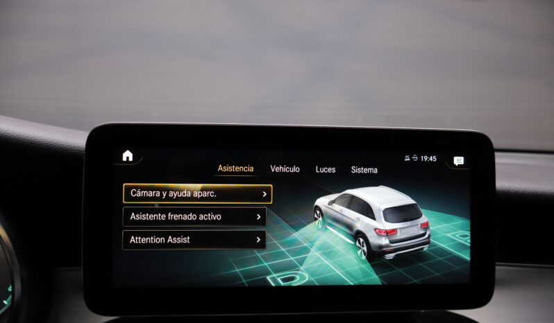 MERCEDES-BENZ GLC 300e lleno