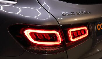 MERCEDES-BENZ GLC 300e lleno