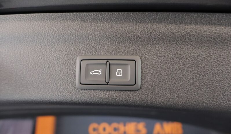 AUDI A6 Avant 55TFSIe quattro Competition lleno