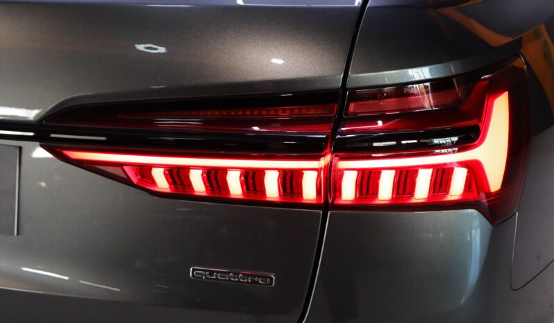 AUDI A6 Avant 55TFSIe quattro Competition lleno