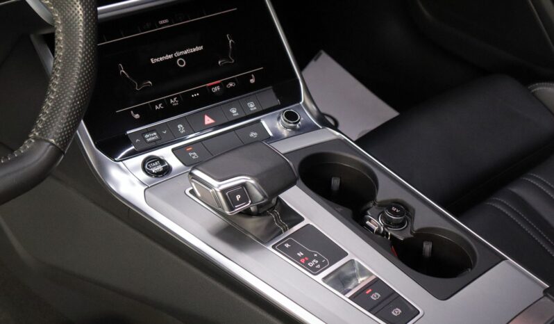 AUDI A6 Avant 55TFSIe quattro Competition lleno