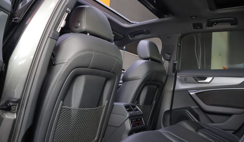 AUDI A6 Avant 55TFSIe quattro Competition lleno