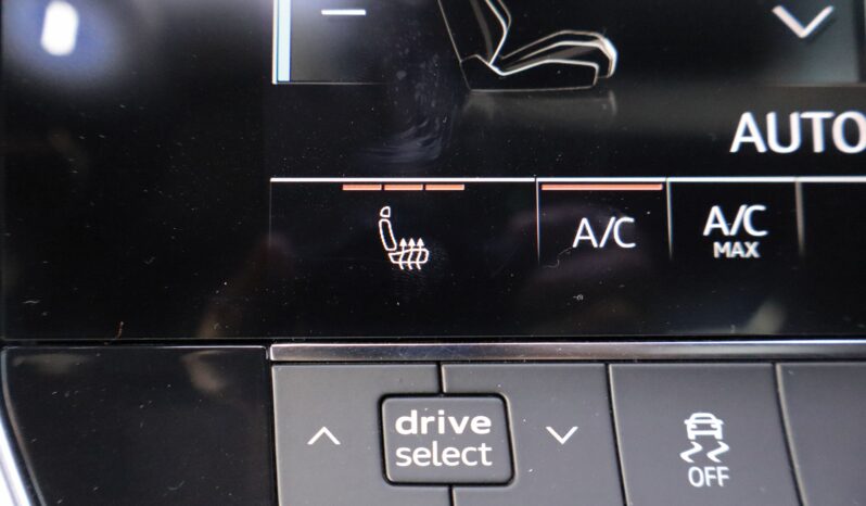 AUDI A6 Avant 55TFSIe quattro Competition lleno