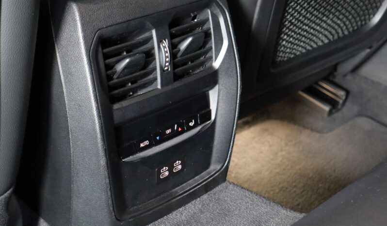 BMW 330e M Touring  xDrive lleno