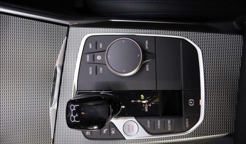 BMW 330e M Touring  xDrive lleno