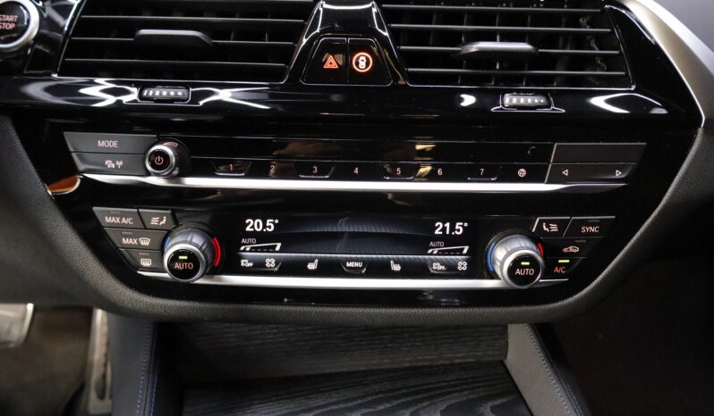 BMW 530e xDrive Touring M lleno