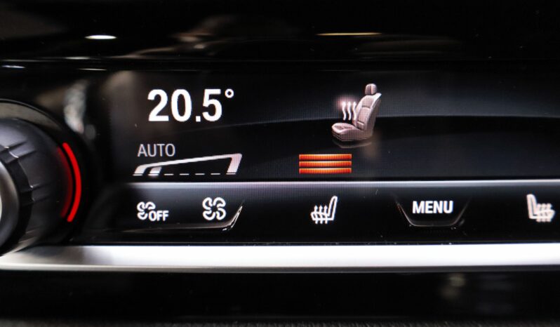 BMW 530e xDrive Touring M lleno