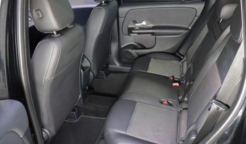 MERCEDES-BENZ GLB 200D lleno