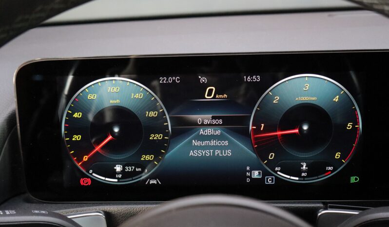 MERCEDES-BENZ GLB 200D lleno