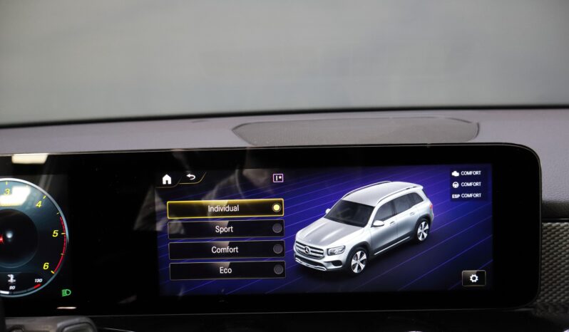 MERCEDES-BENZ GLB 200D lleno