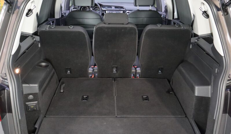 VOLKSWAGEN Touran 2.0 TDI lleno