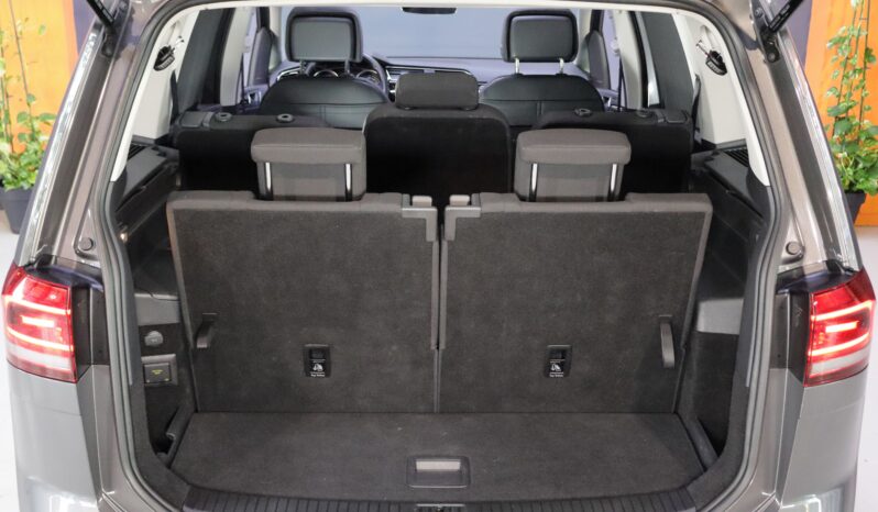 VOLKSWAGEN Touran 2.0 TDI lleno