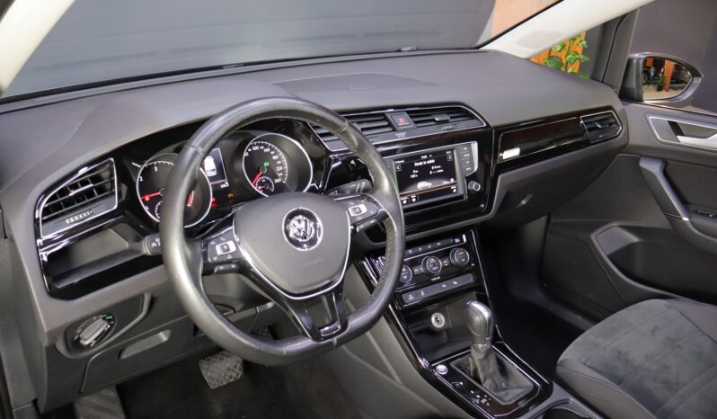 VOLKSWAGEN Touran 2.0 TDI lleno