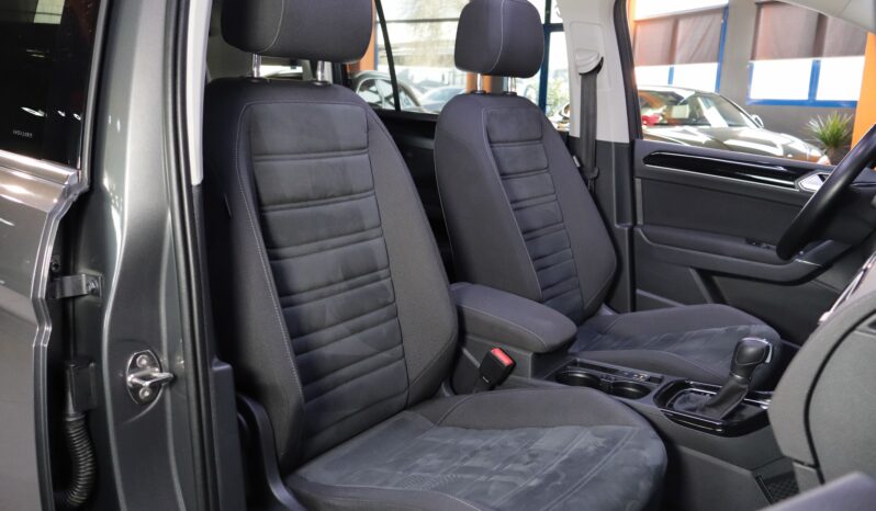 VOLKSWAGEN Touran 2.0 TDI lleno