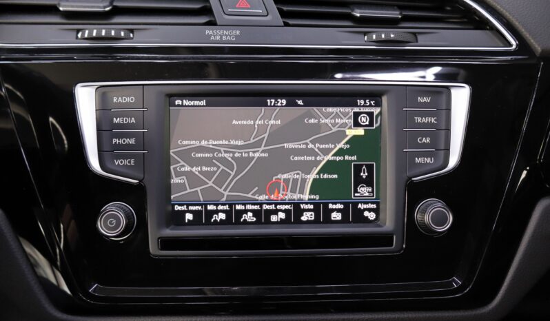 VOLKSWAGEN Touran 2.0 TDI lleno