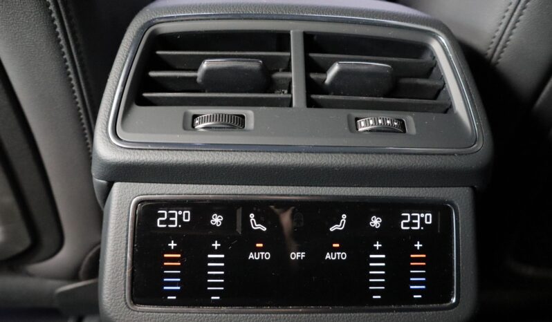 AUDI A6 Avant 55TFSIe quattro Competition lleno