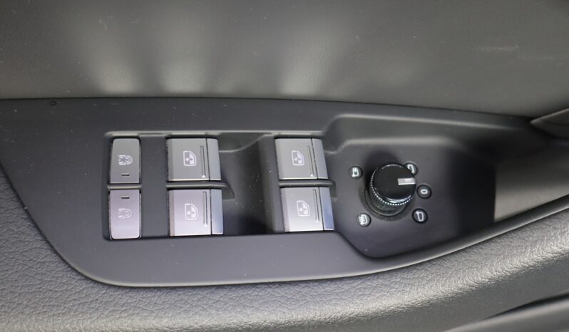 AUDI A6 55TFSIe Avant Competition lleno