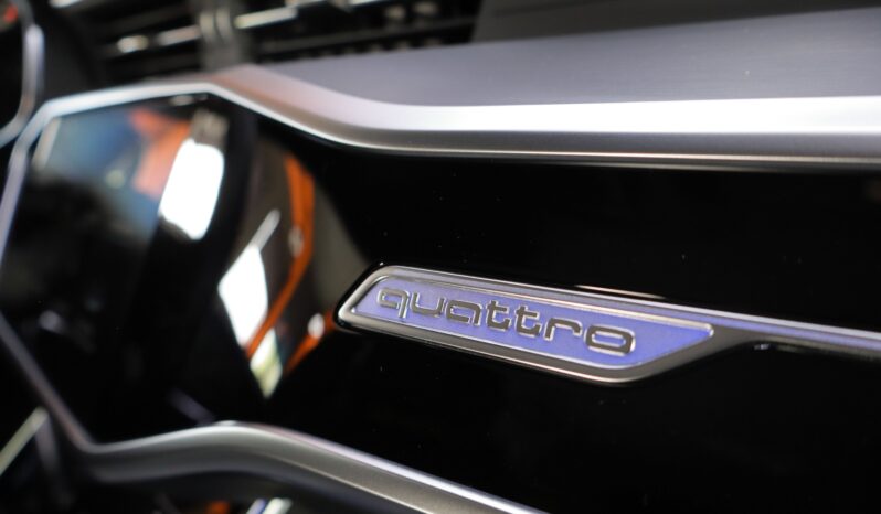 AUDI A6 55TFSIe Avant Competition lleno