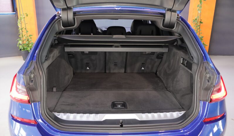 BMW 320e Touring M lleno