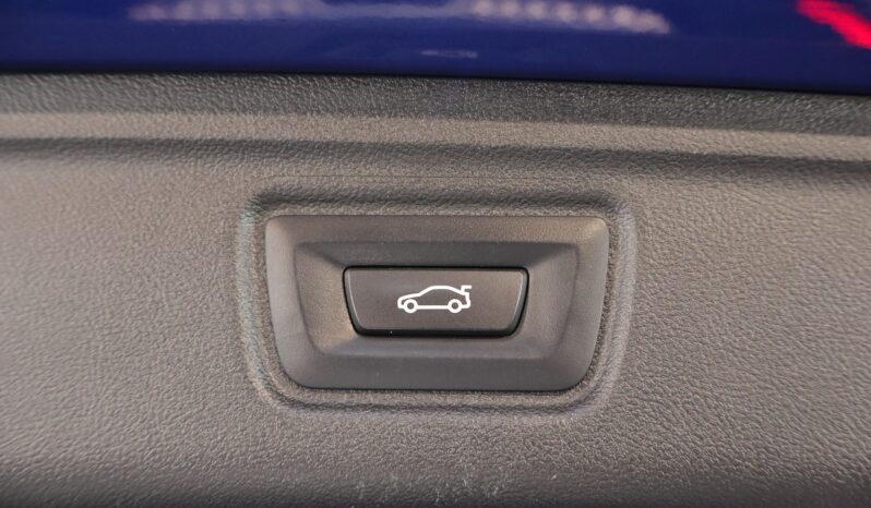 BMW 320e Touring M lleno