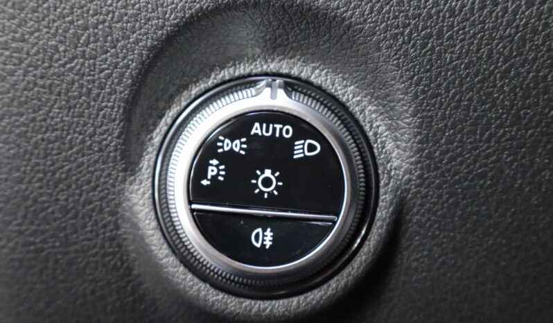 MERCEDES-BENZ C220d 4MATIC Estate lleno