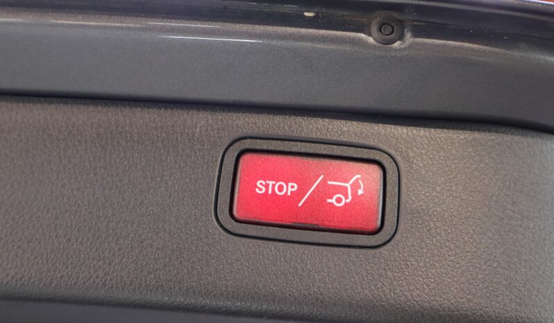 MERCEDES-BENZ C300e Estate AMG lleno