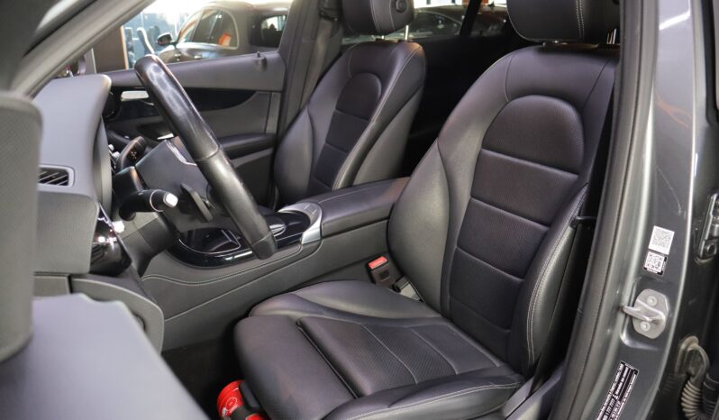 MERCEDES-BENZ GLC Coupé 300e 4MATIC lleno