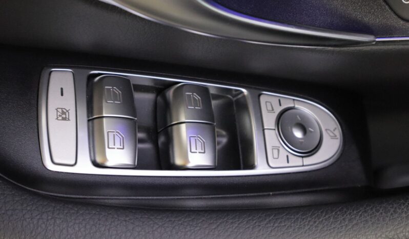 MERCEDES-BENZ E300e Estate AMG lleno