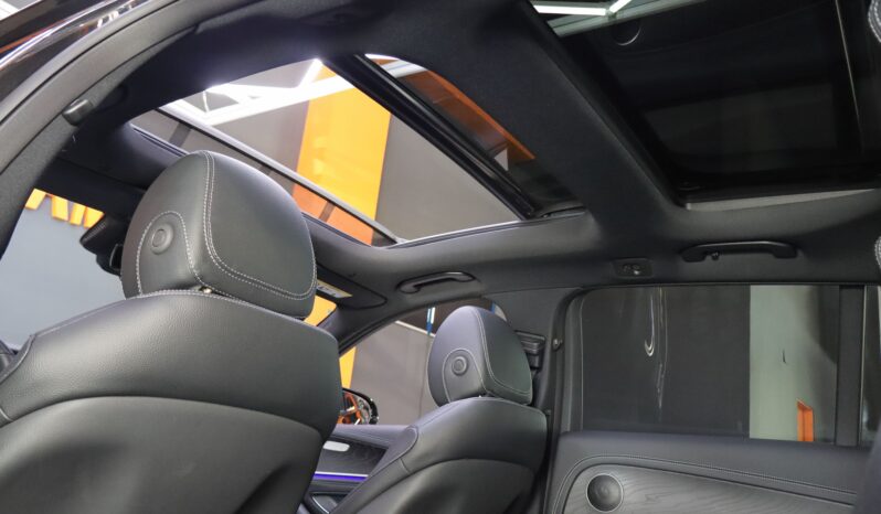 MERCEDES-BENZ E300e Estate AMG lleno